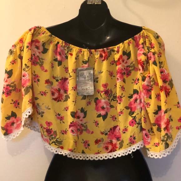 🔥🌸🎉🌹👗🌸🔥Love J off shoulder boho shirt🌷🌸🌹 - Picture 3 of 7
